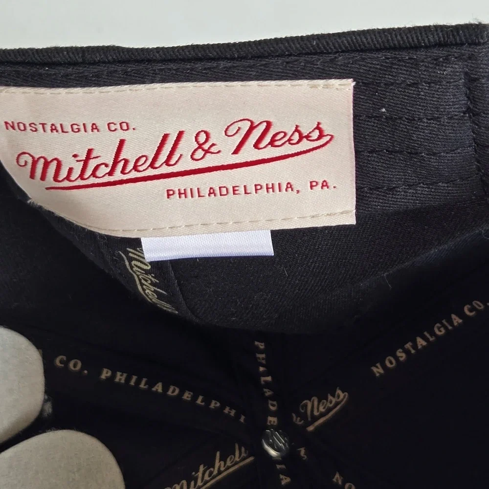 Mitchell &‎ Ness Texas Rangers Black Dad Hat Baseball Cap Cooperstown Collection